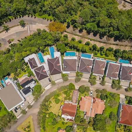 Tulip Hill View Villa 5 Bedrooms With A Private Swimming Pool Bandung Exteriér fotografie