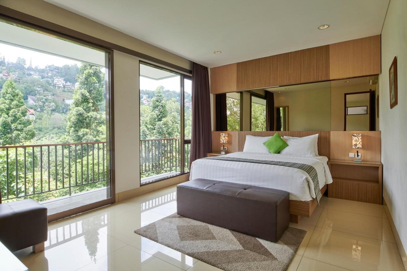 Tulip Hill View Villa 5 Bedrooms With A Private Swimming Pool Bandung Exteriér fotografie