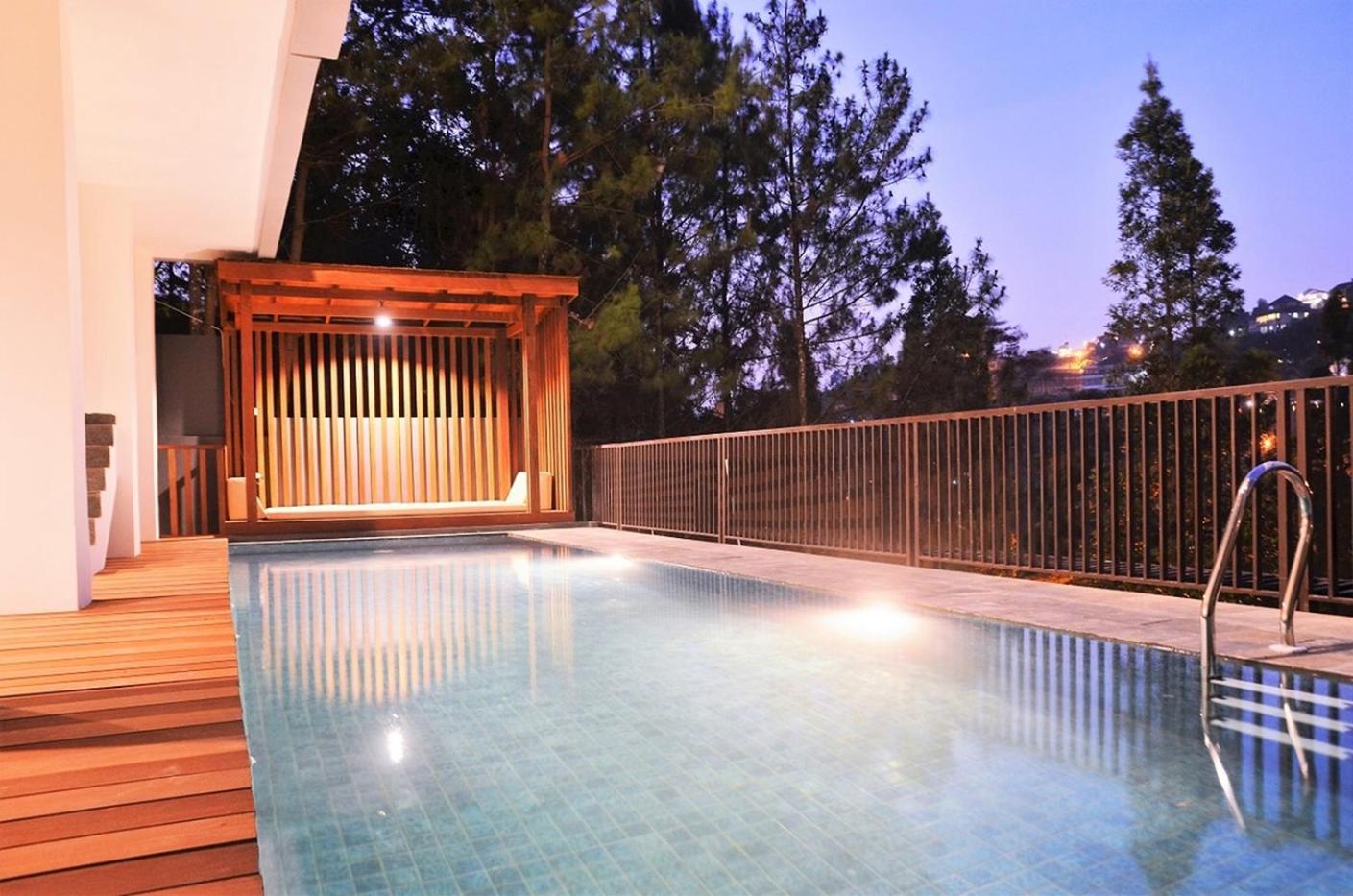 Tulip Hill View Villa 5 Bedrooms With A Private Swimming Pool Bandung Exteriér fotografie