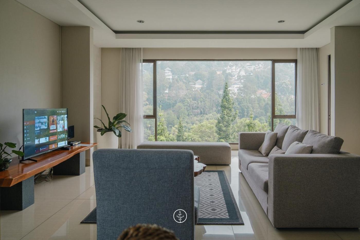 Tulip Hill View Villa 5 Bedrooms With A Private Swimming Pool Bandung Exteriér fotografie